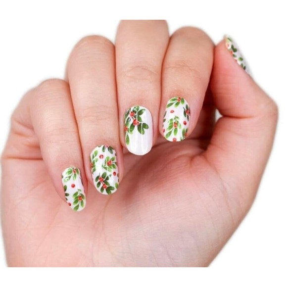 Berry Merry (retired) – New/Sealed Color Street Nail Polish Strips - Picture 1 of 3